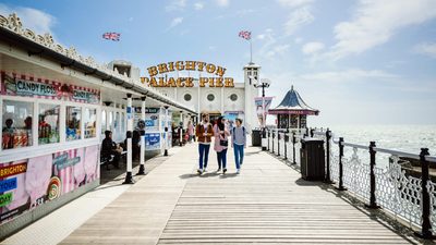 Students taking a stroll on the Brighton Pier