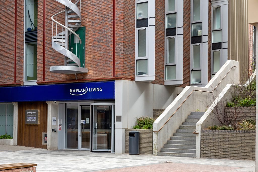 Kaplan Living Brighton entrance