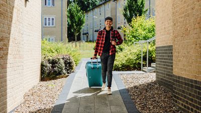 Student arriving at accommodation