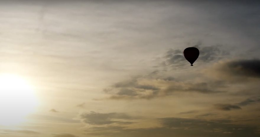 Hot air balloon in the sky, Outdoors